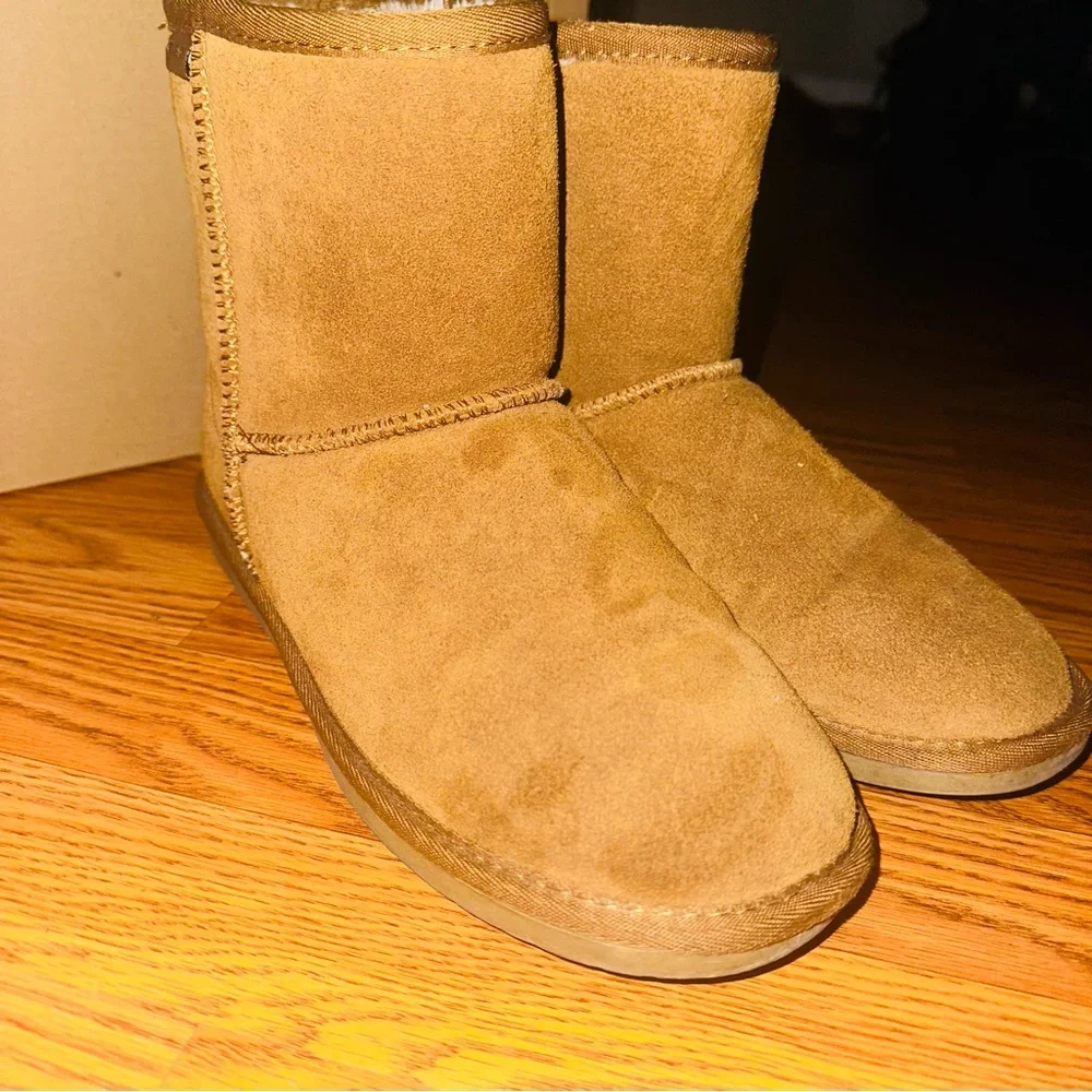 Minnetonka Mini Fur Ankle Winter Boots - Picture 1 of 4